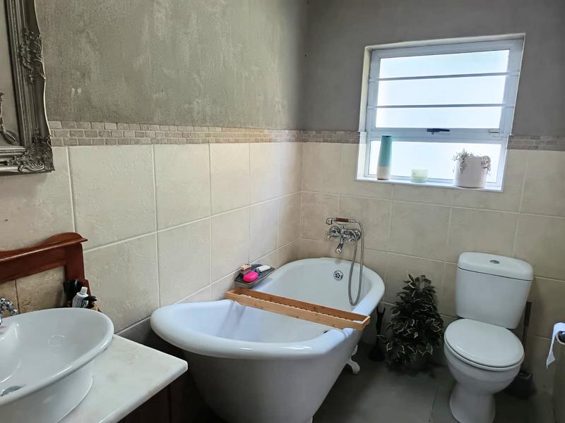 3 Bedroom Property for Sale in Walmer Heights Eastern Cape